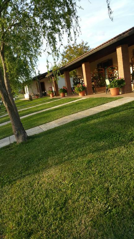 Agriturismo Arcobaleno Bagno Roselle Eksteriør billede