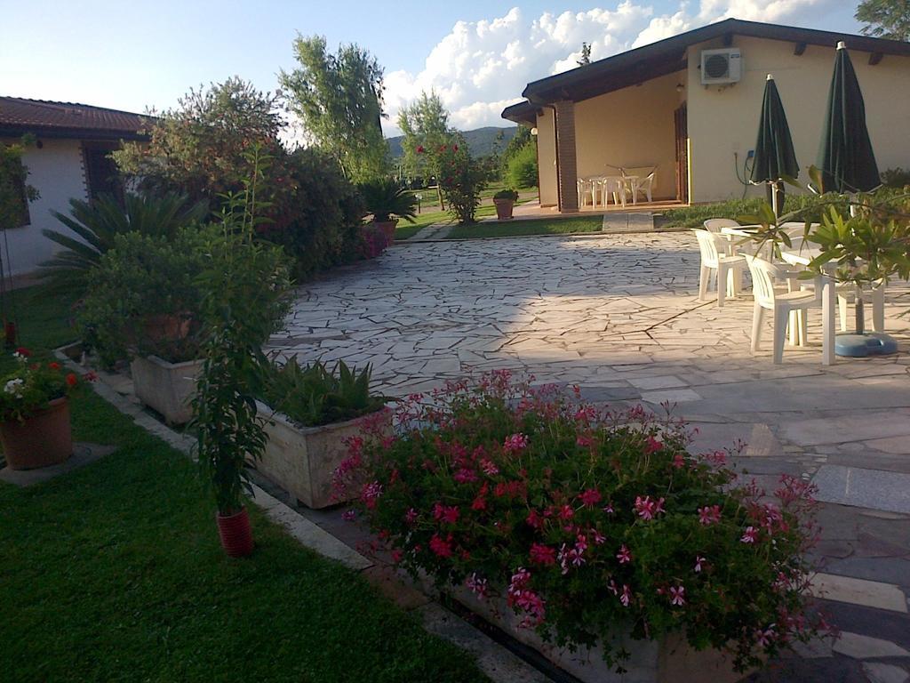 Agriturismo Arcobaleno Bagno Roselle Eksteriør billede